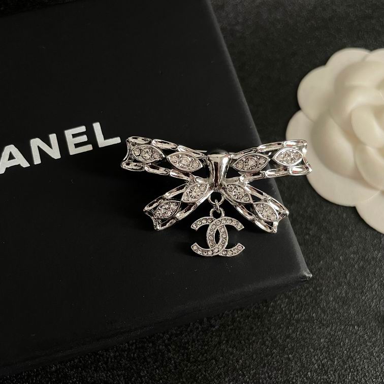 Chanel Brooch 11lyh17